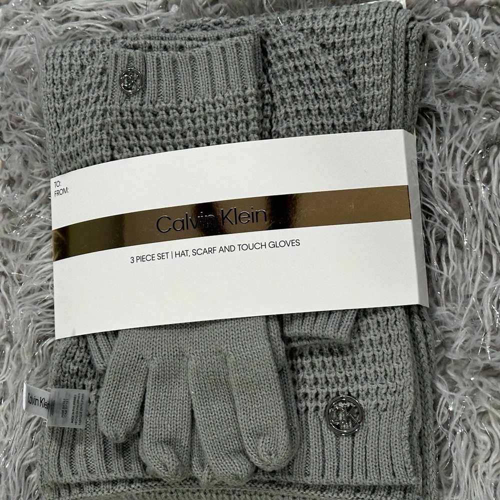 3 piece set Hat,Scarf, & Touch Gloves